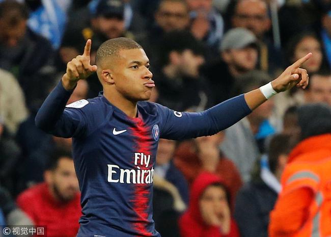 李嗣镕：大家都没想到我首秀进球，下来都恭喜我（李嗣镕：首秀破门出乎意料，赛后大家纷纷恭喜我）