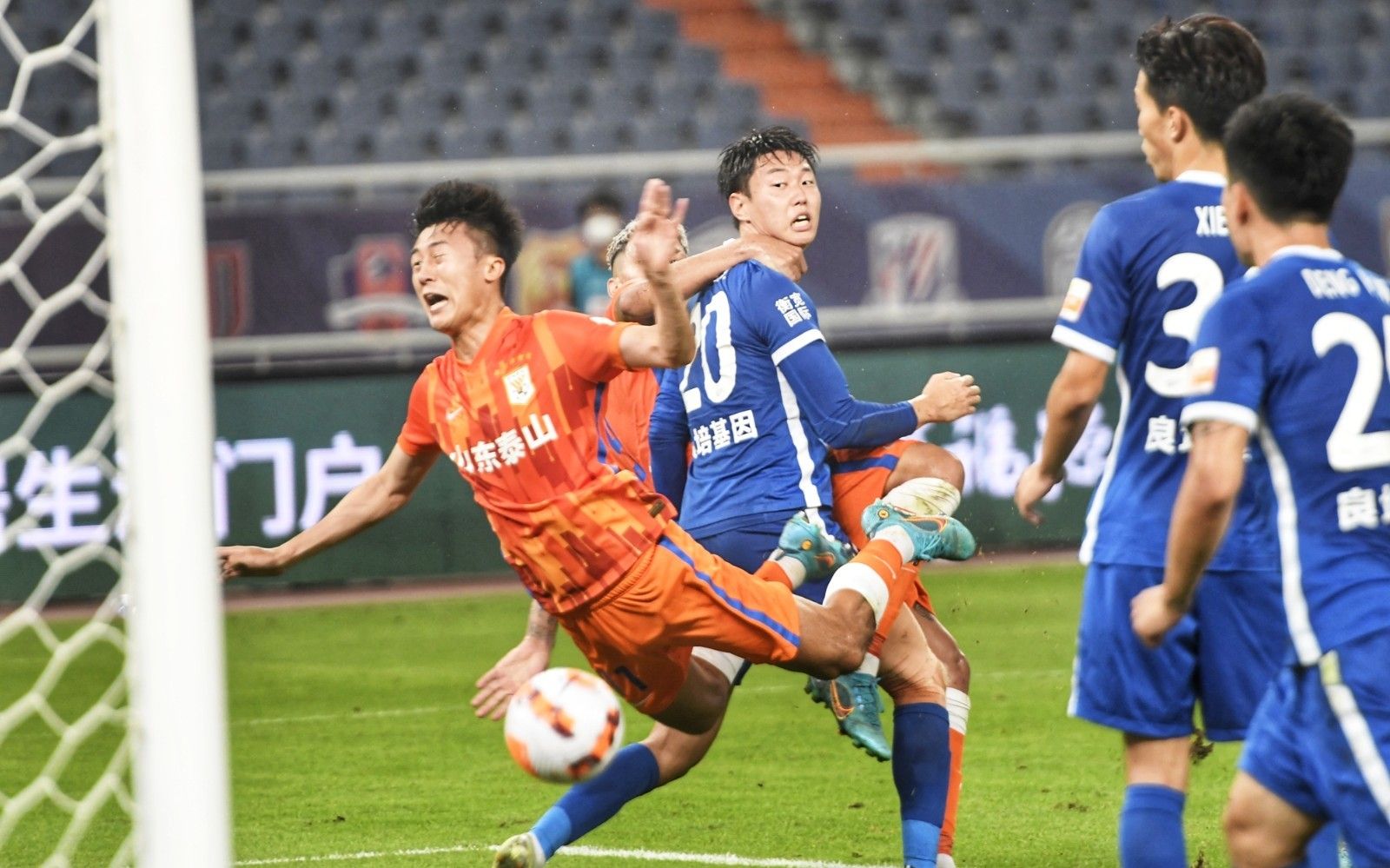 哥伦比亚主帅：梅西只要还踢球就是世界最佳，其余只能争二三