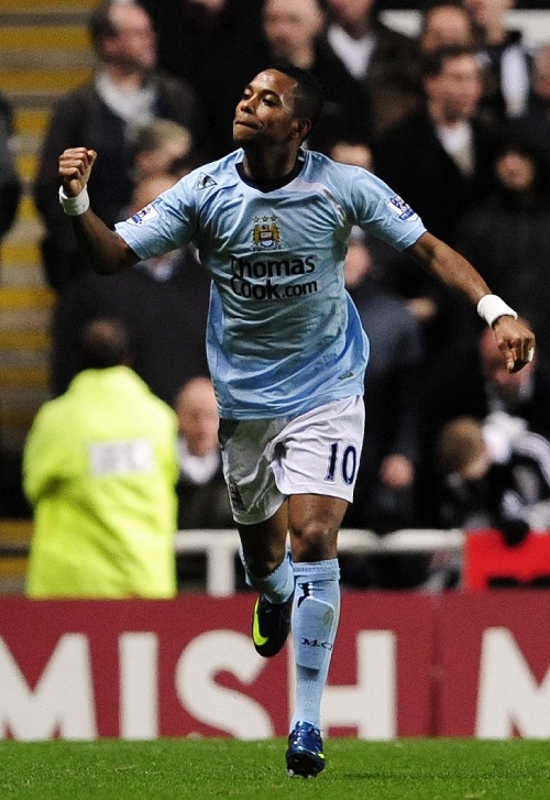 惨败青岛采访！许利民强调阵容不齐整，曾凡博仍未做出决定！（大比分负于青岛后采访：许利民称阵容未齐整，曾凡博仍未作出决定）