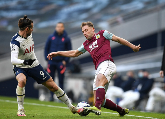 刷新中甲金靴进球纪录，姆本扎：自豪，队友的功劳和我一样大（中甲金靴纪录被改写，姆本扎：我自豪，队友功劳同样重要）