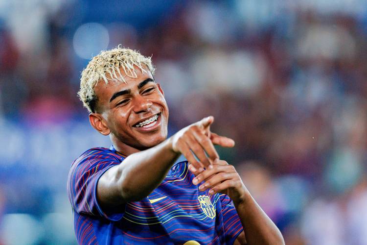 奇闻：巴西球星自掏腰包加盟中超！为赴华豪掷数十万人民币解约费（罕见！巴西球星自付数十万解约金，只为加盟中超）