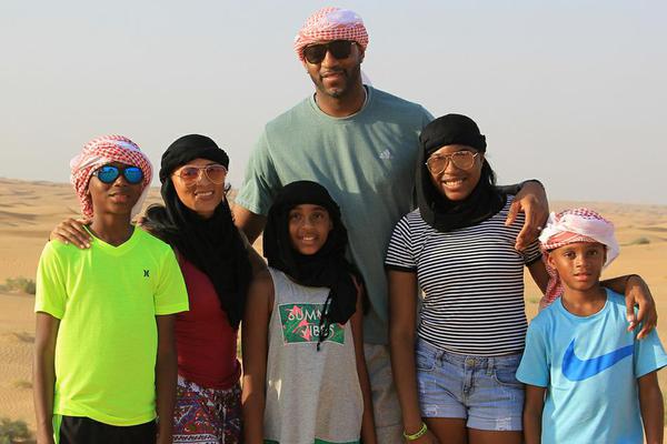 曼联三人非洲杯离队日期确定，无缘战维拉！落选奥纳纳清洗计划曝光（曼联三将非洲杯离队时间敲定，无缘战阿斯顿维拉；奥纳纳遭弃用与清洗计划曝光）