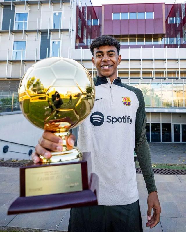 经历车祸事件后首次出场，何塞普：对未来挑战有更清晰的认识（车祸后首次亮相，何塞普：对未来挑战有了更清晰的认知）