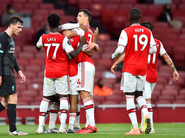 就是不怵枪手！埃梅里带队10次面对阿森纳，4胜4平2负（埃梅里对阵阿森纳10战占优：4胜4平仅2负）