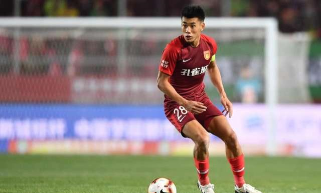 法甲半场：舍瓦利耶神扑，萨利苏进球被吹，巴黎0-0摩纳哥（法甲上半场：舍瓦利耶神勇救险，萨利苏破门被吹，巴黎0-0摩纳哥）