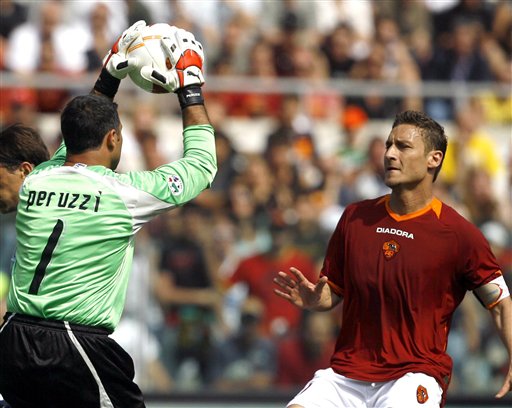 阿拉维斯对阵皇家马德里：西甲第16轮生死之战（阿拉维斯VS皇家马德里：西甲第16轮生死对决）