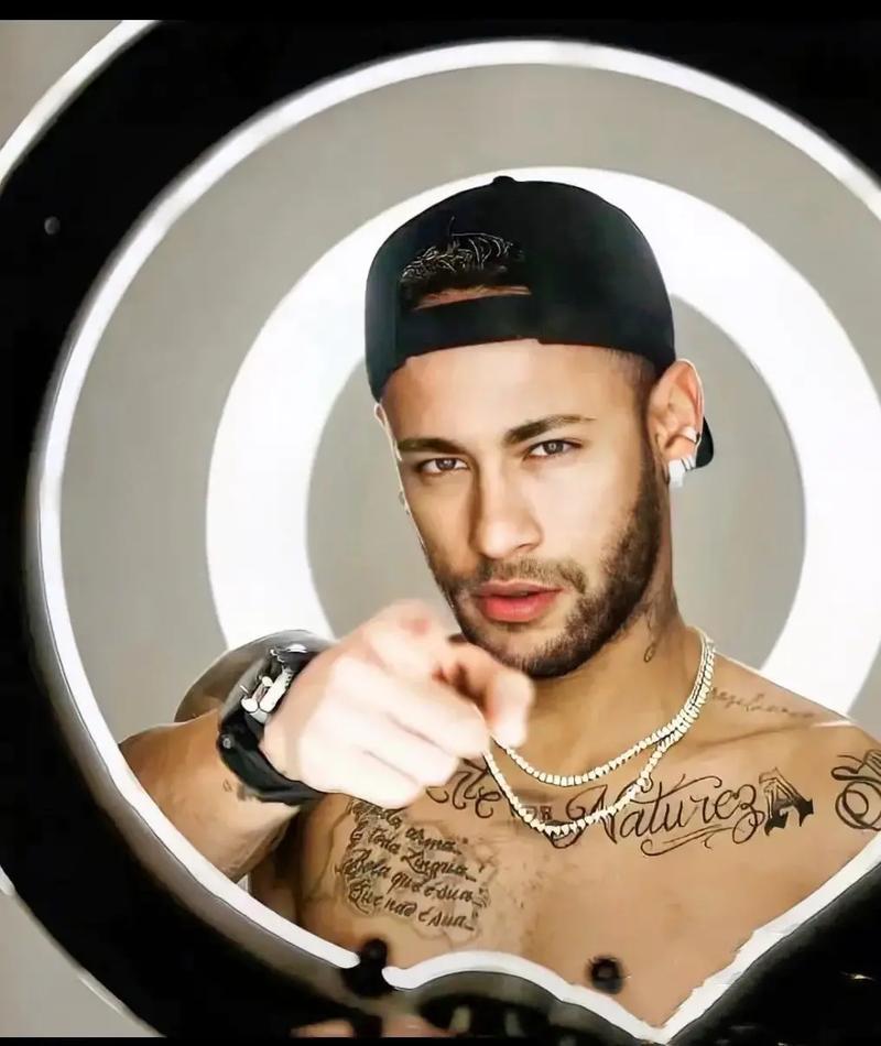 76人：恩比德等三人明天比赛缺席，庄神埃奇库姆迎来好消息