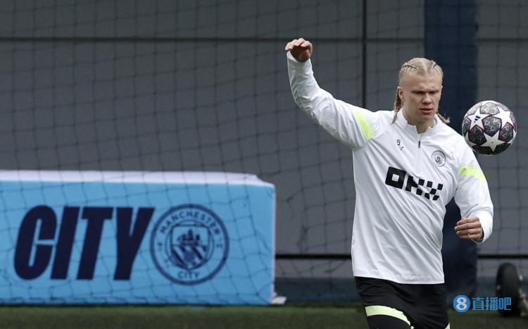 4-0横扫！意甲榜首易主，国米挤掉米兰，法布雷加斯惨败（4-0大胜！意甲领头羊易位，国米力压米兰，法布雷加斯遭惨败）