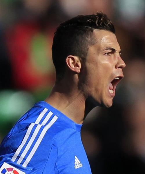 足协公布新赛季赛历：中超3月6日开赛，世界杯期间正常进行（足协发布新赛季赛程：中超3月6日打响，世界杯期间照常进行）